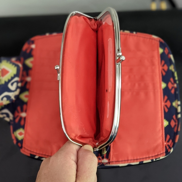 Vera Bradley Wallet Sun Valley - Picture 7 of 10
